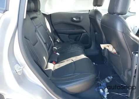 2018 Jeep Compass Limited 4X4 z USA, uszkodzony, nr VIN 3C4NJDCB8JT246385